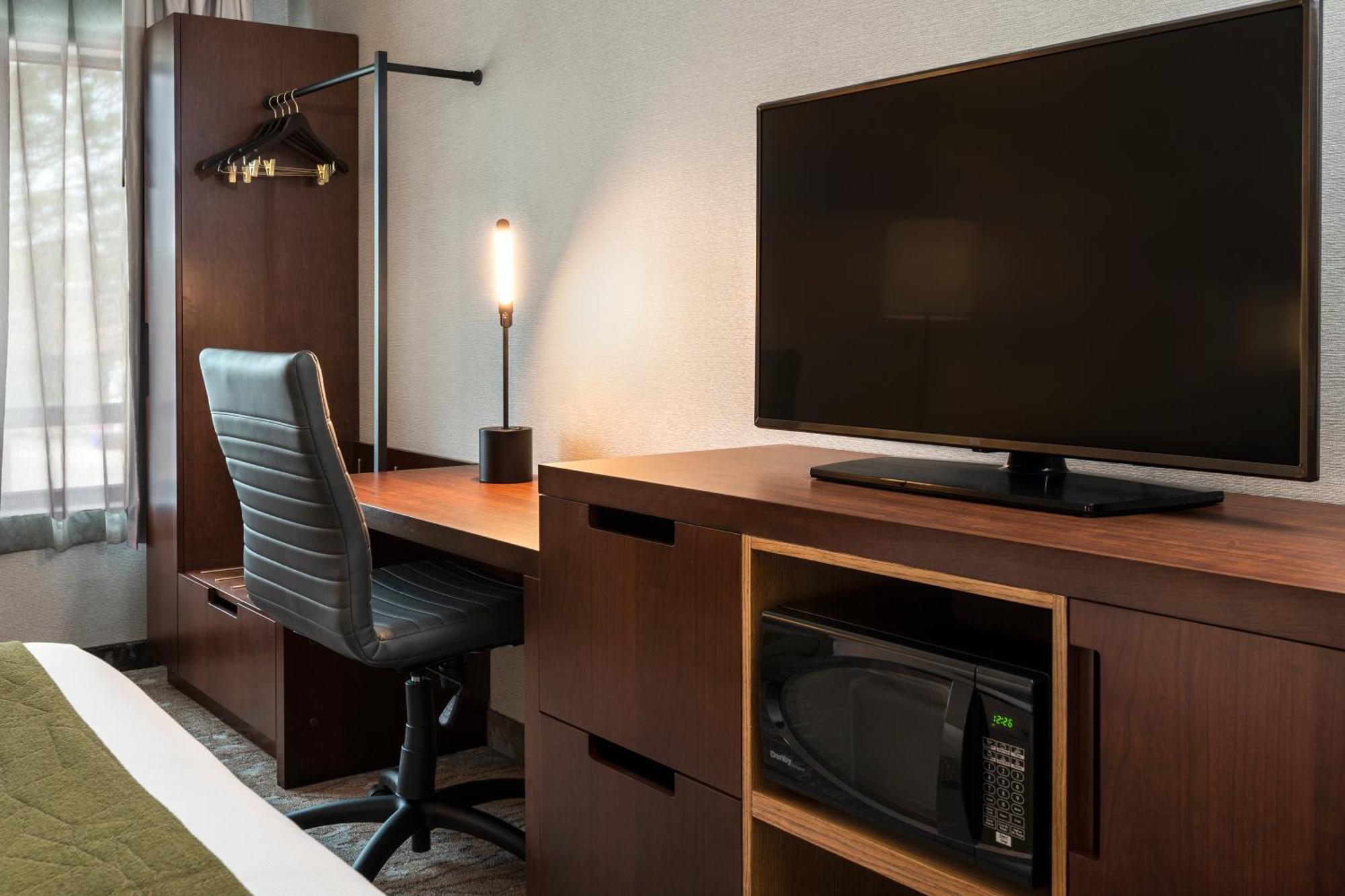 Comfort Inn 3*